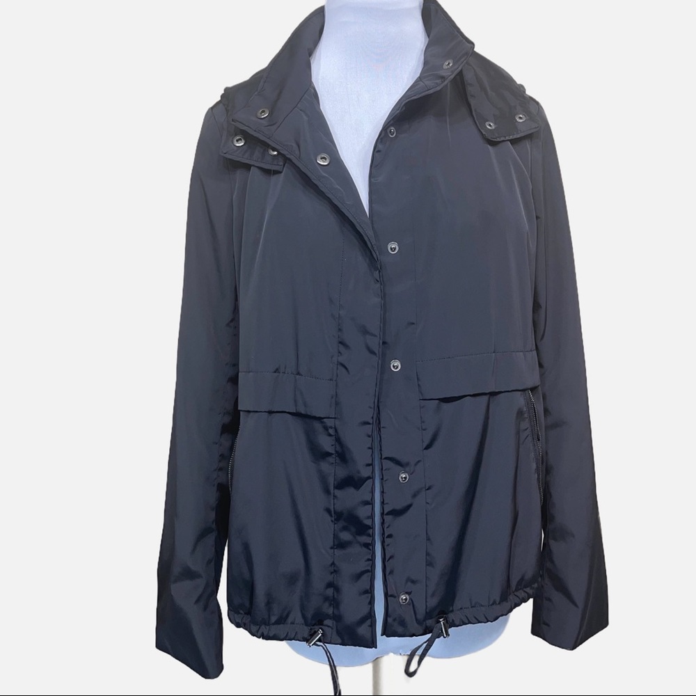 EUC Ann Taylor black hooded jacket size M